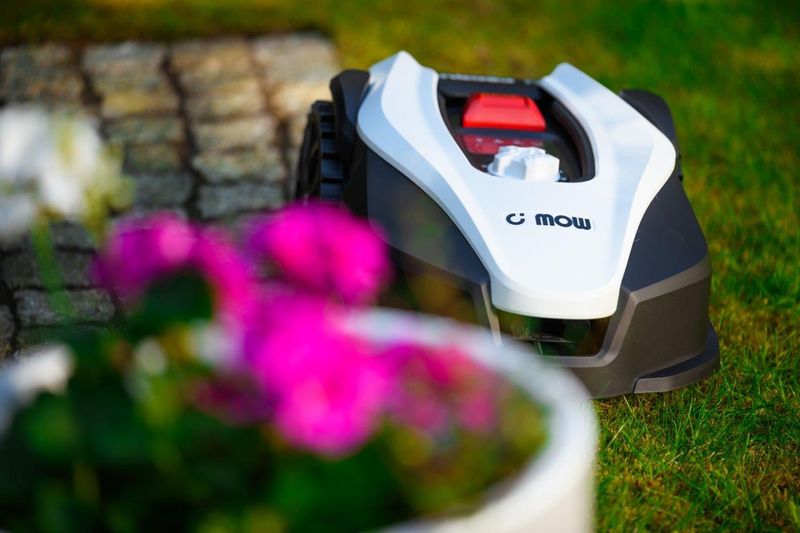 CEDRUS M12+ ROBOT KOSZĄCY KOSIARKA AUTOMATYCZNA DO TRAWY C-MOW 1200m2 - OFICJALNY DYSTRYBUTOR - AUTORYZOWANY DEALER CEDRUS zdjęcie 68