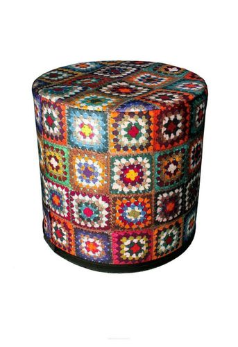 Pufa dekoracyjna Overlay na Arena.pl