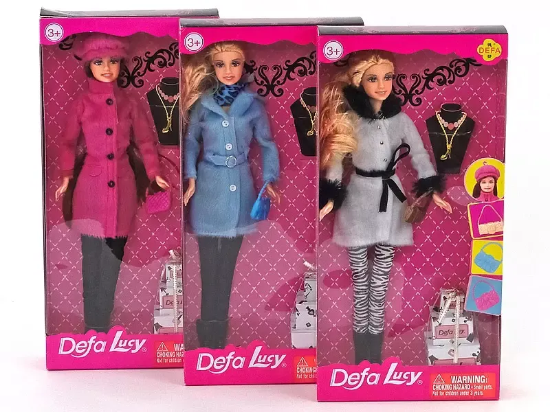 Lalka w płaszczu 419759 zdjęcie 1