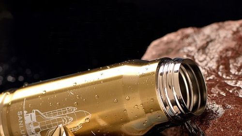 Termos pocisk artyleryjski na Arena.pl