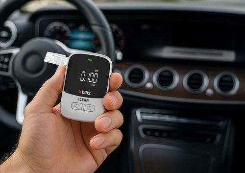Alkomat elektrochemiczny Xblitz Clear na Arena.pl