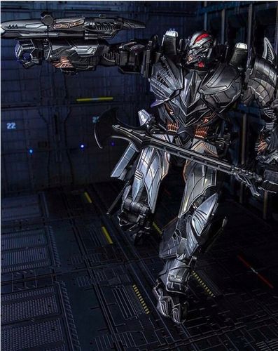 ZABAWKA ODRZUTOWIEC-ROBOT 2w1 19cm Dowódca ciemność na Arena.pl