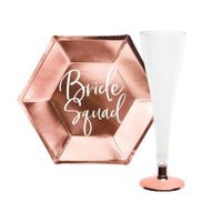 Zestaw zastawy na wieczór panieński talerzyki kieliszki, rose gold