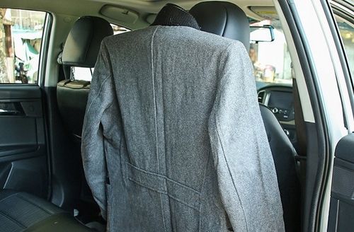 WIESZAK SAMOCHODOWY NA UBRANIA DO SAMOCHODU AUTA NA MARYNARKĘ KURTKĘ na Arena.pl