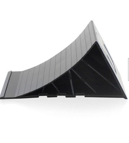 2 kliny pod koła do przyczep samochodowych z uchwytem do 1,6T zdjęcie 3