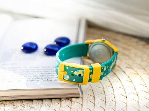 DZIECIĘCY ZEGAREK QQ V22A-023VY DLA CHŁOPCA Z DINOZAUREM DO NAUKI NA BASEN na Arena.pl