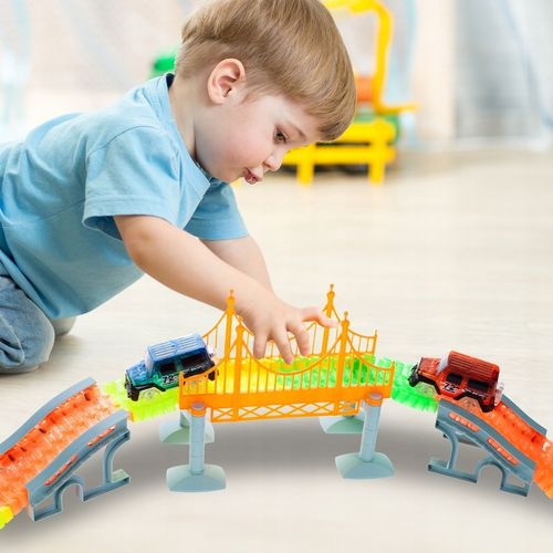 TOR WYGINANY MAGICZNY DLA DZIECI ŚWIECĄCE AUTA SAMOCHODZIKI 360 EL KOLEJKA na Arena.pl