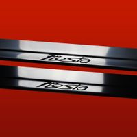 Listwa progowa FORD FIESTA MK7 Stal nierdzewna 304 połysk z czarnymi litera