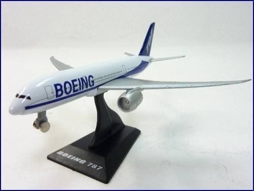 Samolot Boeing 787 na Arena.pl