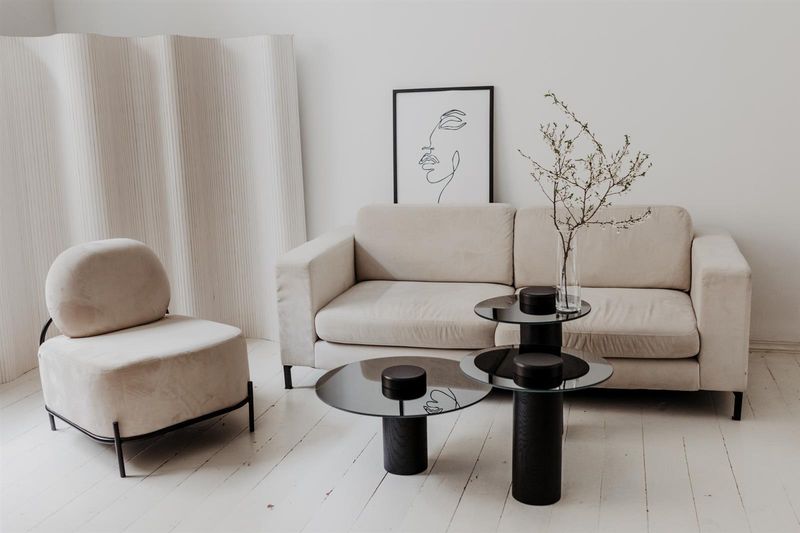 Stolik TYK 630 dąb czarny, blat lustro zdjęcie 2