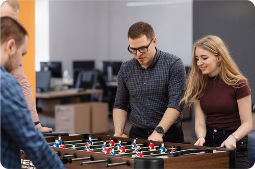 STÓŁ DO PIŁKARZYKÓW PIŁKARZYKI STOŁOWE PREZENT 22 ZAWODNIKÓW NEO-SPORT na Arena.pl