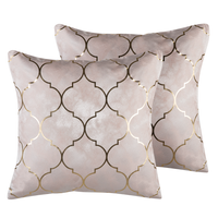 Zestaw 2 poduszek dekoracyjnych marokańska koniczyna 45 x 45 cm różowa ALYSSUM