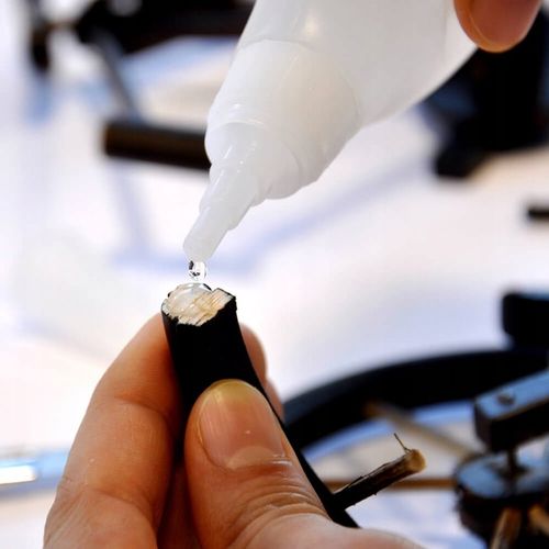 Klej cyjanoakrylowy z aktywatorem 65g +200ml Akfix na Arena.pl