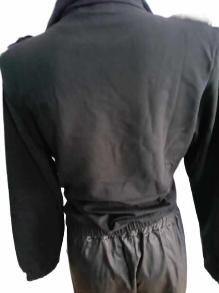 Bawełniana bluza z koronką zdjęcie 4