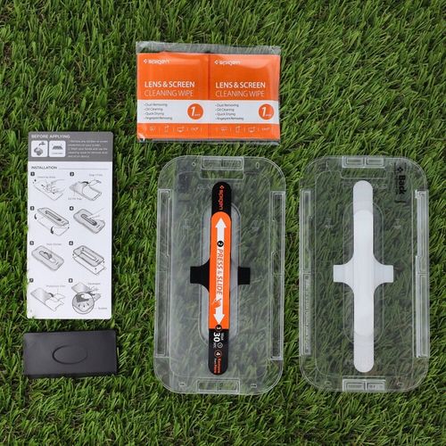 Szkło hartowane do iPhone 16 Pro, Spigen EZ Fit 2P, z aplikatorem, mocne na Arena.pl