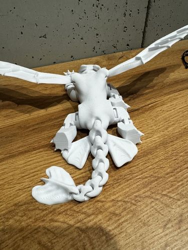 FLEXI Szczerbatek BIAŁA FURIA Toothless Jak wytresować Smoka - TIK TOK na Arena.pl