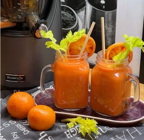 KUVINGS EVO820 PLUS WYCISKARKA WOLNOOBROTOWA DO SOKÓW Z OWOCÓW WARZYW na Arena.pl