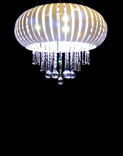 LAMPA WISZĄCA BIAŁA ARMADA na Arena.pl