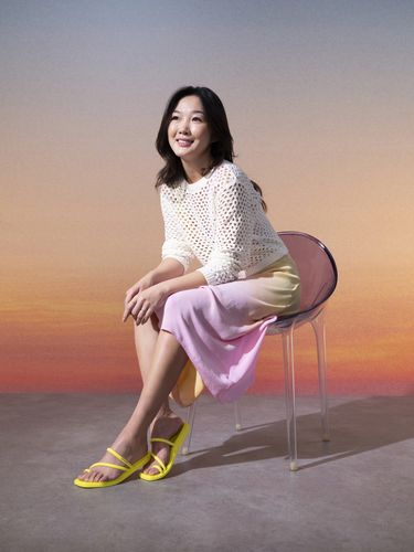 Crocs Damskie Buty Sandały Klapki Miami Frosted Loop 211253 Sandal 38-39 na Arena.pl