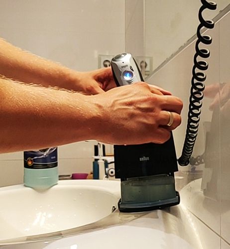 1L BIOPRETTA PŁYN CZYSZCZĄCY DO GOLAREK wyposażonych w bazę CCR I 95% alk. na Arena.pl