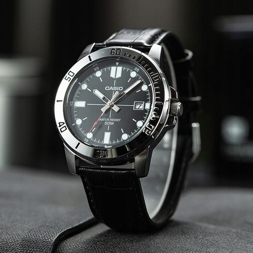 ZEGAREK MĘSKI CASIO MTP-VD01 skórzany datownik czarny + BOX +GRAWER na Arena.pl