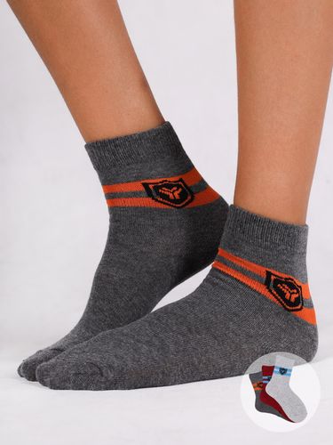 Skarpety chłopięce długie bawełniane kolorowe dwa paski 3PAK 35-38 YOCLUB na Arena.pl