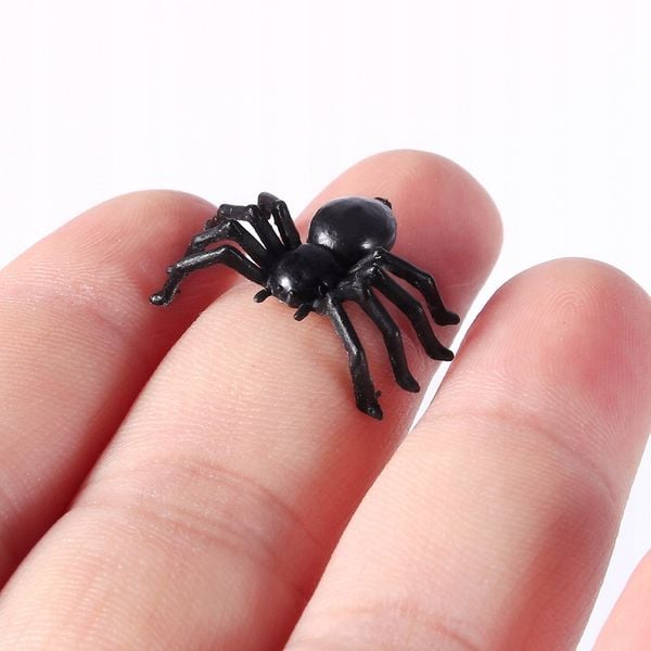 Pająk 2 x 2 cm 50 szt. zdjęcie 4