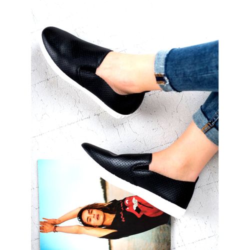 Czarne Slipony r.41 na Arena.pl