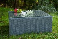 Stolik z szarego technorattanu