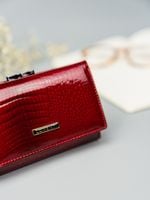 kompaktowy portfel z lakierowanej skóry - lorenti