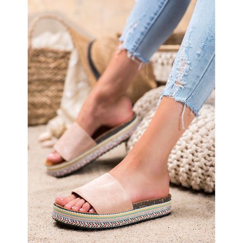 Klapki Na Platformie r.38 na Arena.pl