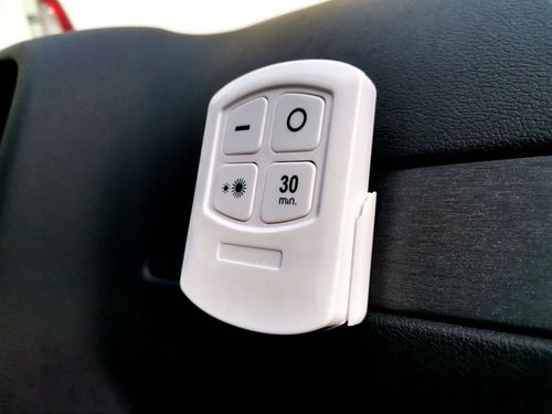 LAMPA KOGUT TAXI LED NA PILOTA + FOLIA OCHRONNA na Arena.pl