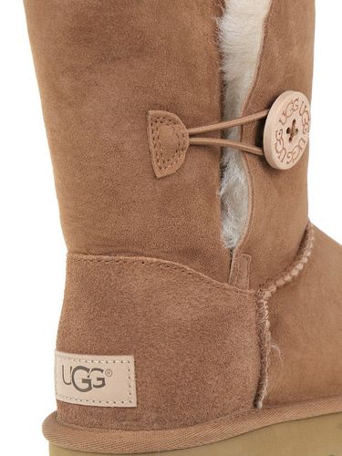 Buty UGG Bailey Button II 1016226-CHE - 41 na Arena.pl