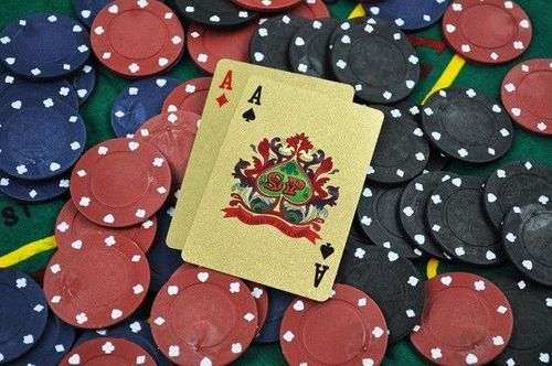 Złote karty do gry na Arena.pl