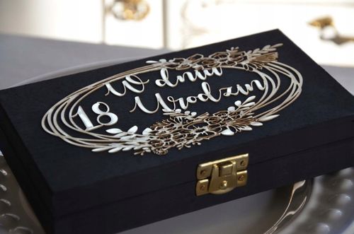 Pudełko na Pieniądze Prezent na 18 urodziny OSIEMNASTKA/ WYS. 24 H na Arena.pl