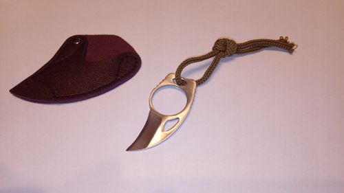 Pazur, nozyk z futerałem kieszonkowy, EDC survival na Arena.pl