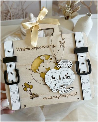 Kartka WALIZKA NA ŚLUB WESELE na pieniądze GRAWER prezent pamiątka na Arena.pl