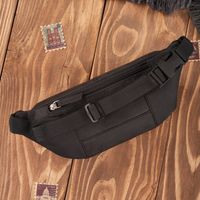 saszetka męska skórzana klasyczna nerka biodrowa czarna