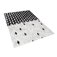 Dywan patchwork skórzany 140 x 200 cm czarno-biały MALDAN