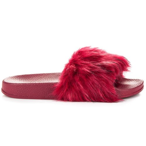 Czerwone Klapki Fluffy r.37 na Arena.pl