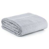 Narzuta pikowana 170X210 cm srebrna pasy 3D elegancja i styl