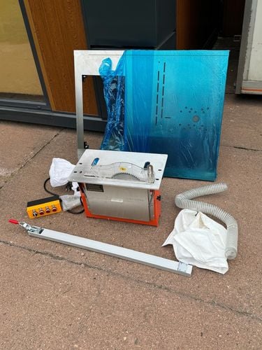 Piła stołowa z podcinakiem pilarka ze stolem przenośna mobilna formatowa na Arena.pl