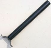 Mocowanie ścienne do latarni rura fi 50mm długość 490mm kolor czarny