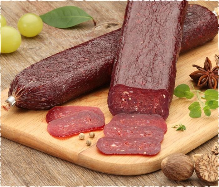 JERKY BEEF, dojrzewająca kiełbasa z szynki wołowej zdjęcie 1