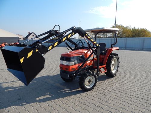 Traktorek Kubota GL-220 + TUR na Arena.pl