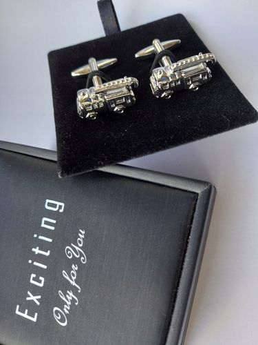 Spinki do mankietów Wóz Bojowy Straży Pożarnej KLA na Arena.pl