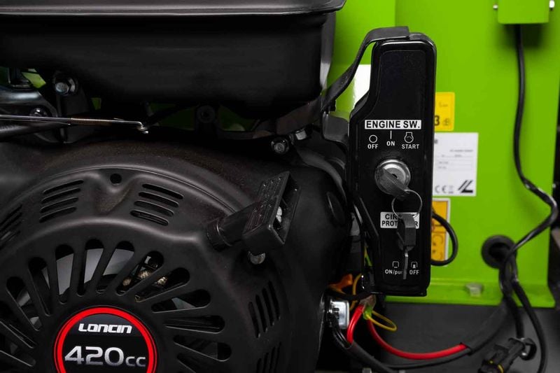 Spalinowy Rębak Rozdrabniacz tarczowy do gałęzi drewna rozdrabniania 120cm zdjęcie 6