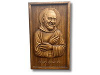 Płaskorzeźba Ojciec Pio w ramie obraz drewniany do powieszenia 30cm prezent