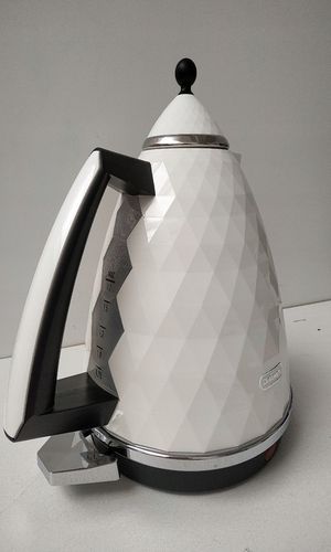 Czajnik elektryczny De'Longhi KBJ 2001.W 2000 W 1,7 l biały na Arena.pl