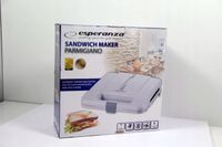 OPIEKACZ DO ROBIENIA CHRUPIĄCYCH TOSTÓW KANAPEK SANDWICH TOSTER 1000W